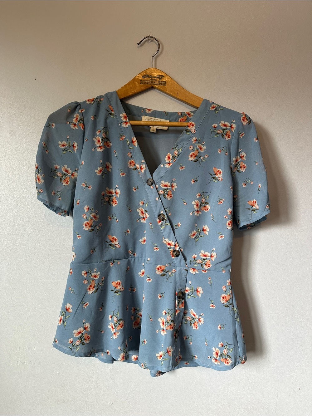 Sweet Wonderer Women’s Blue Floral Blouse Size L